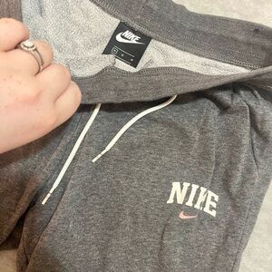 nike sweats